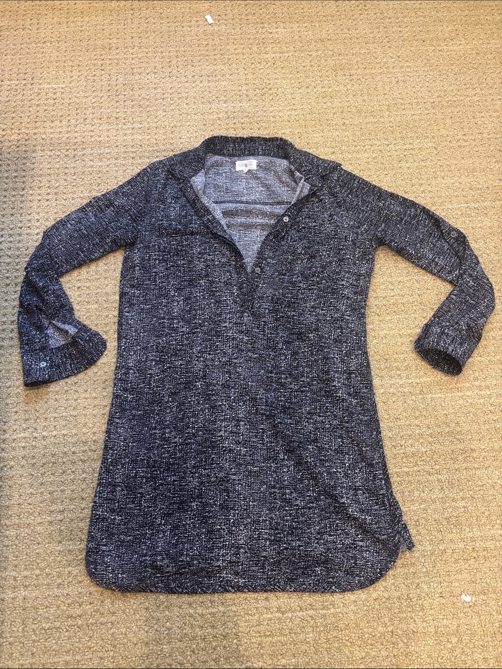 Lou & Grey Women’s Size small dress Collared Black and White 3 button Henley